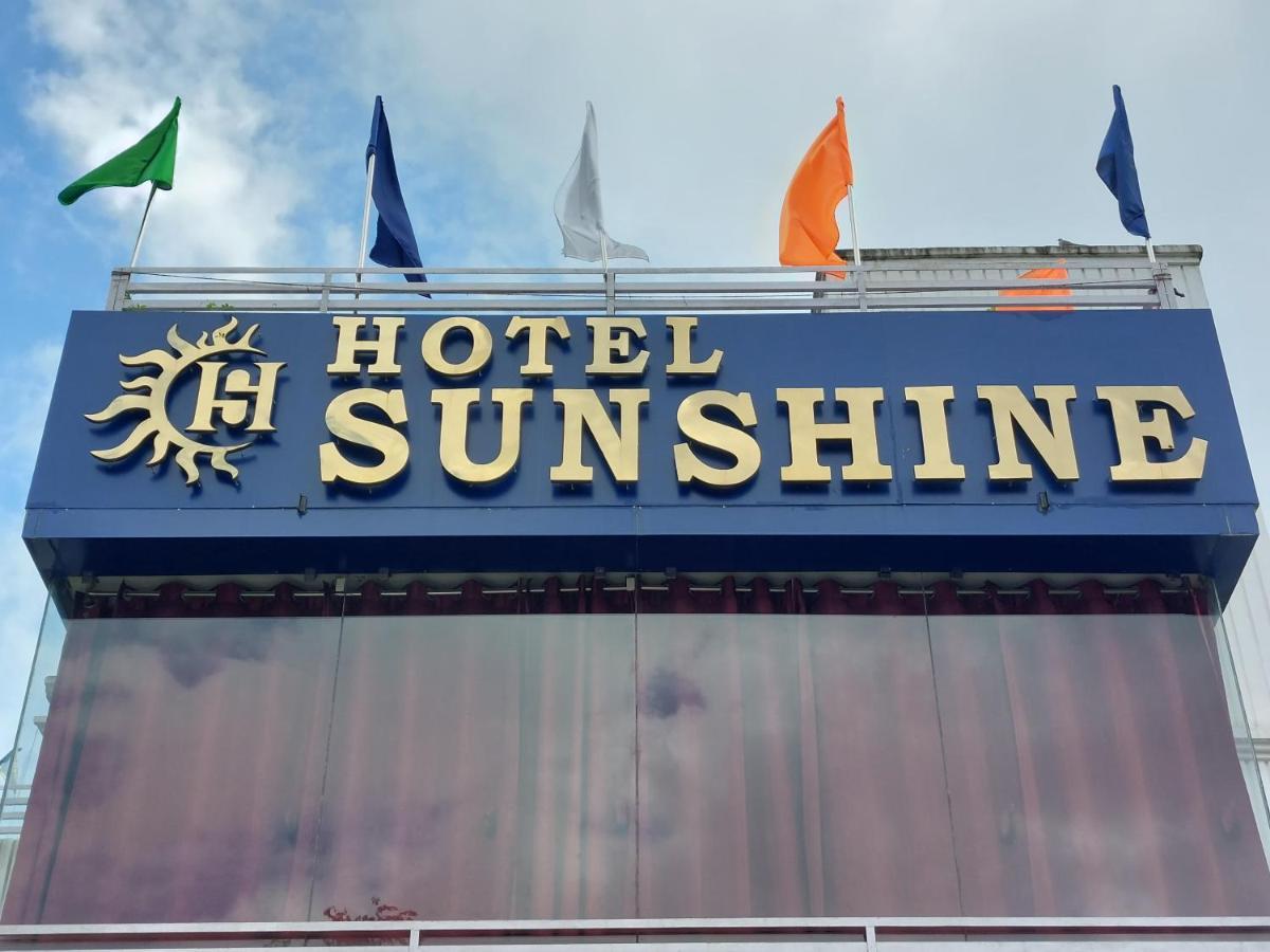 Hotel Sunshine & Restaurant Purnia Exteriör bild